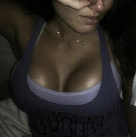 Khalyla Kuhn perfect star pics