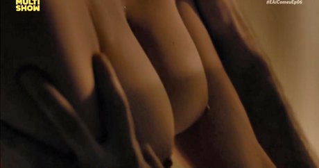 Juliana Lohmann exclusive star photos