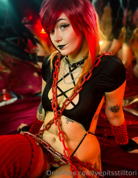 yepitsstilltori star adult pic