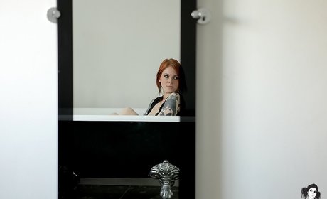 Annalee xxx pornstar photos