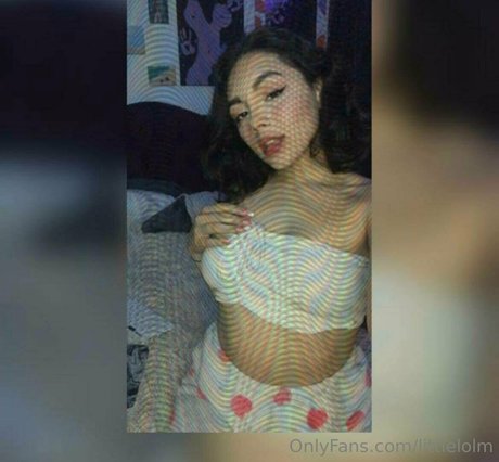 littlelolm erotic model photos