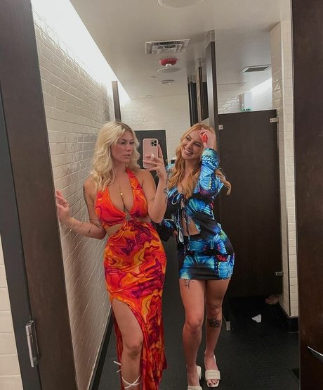 Taylor Hughs pornstar sexy pics