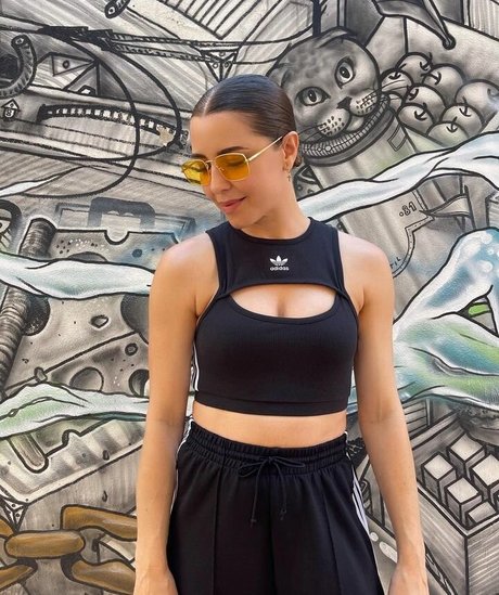 teacher milf onlyfans erotic galleries