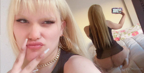 dillycious beautiful pornstar picture