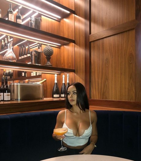 Amy Watchirs model sex galleries