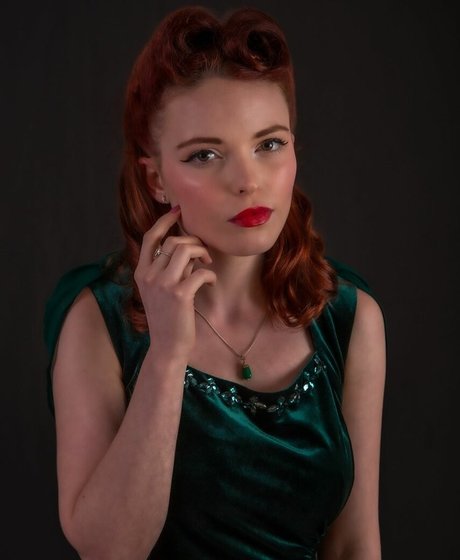 Ellie Littlechild art model picture