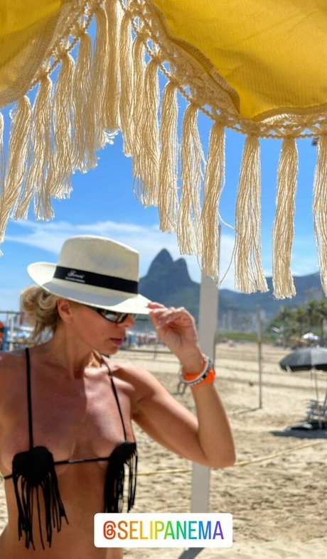 ssbbw granny onlyfans art naked photos