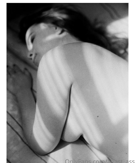 teacher milf onlyfans nice pic