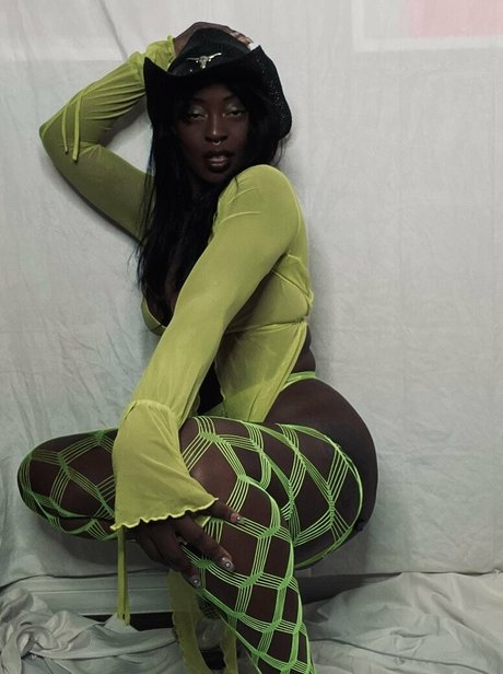 Deebott beautiful star pictures