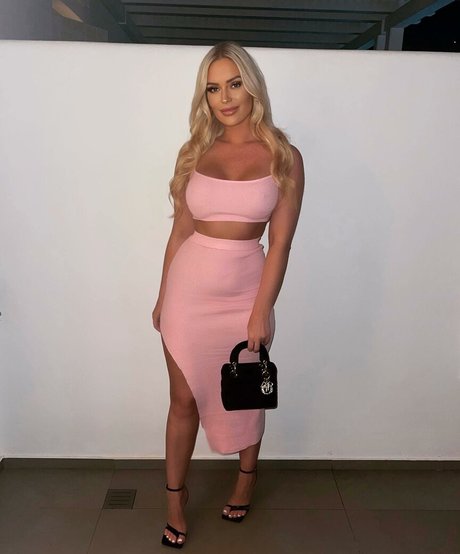 viplaurenxx pretty model image