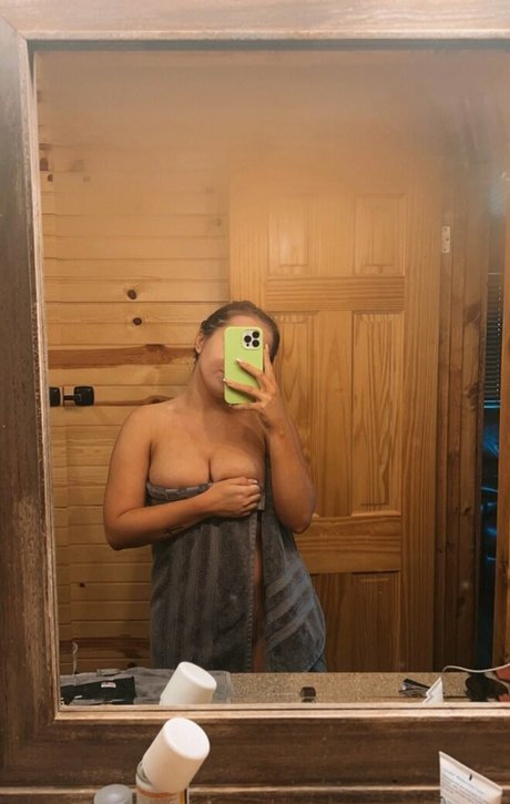 Keriii00 hot actress picture