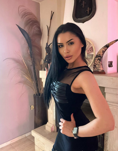 veraivanova naked star archive