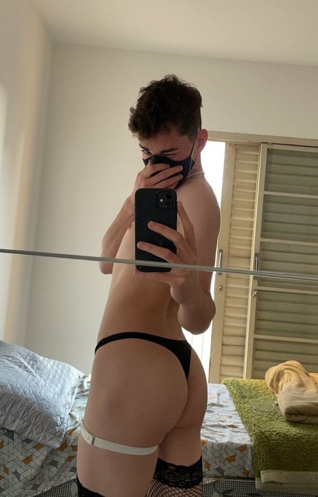 thick latina milf onlyfans free porn images