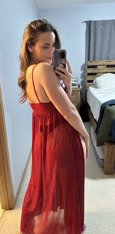 maxcharliexxx nudes star pics