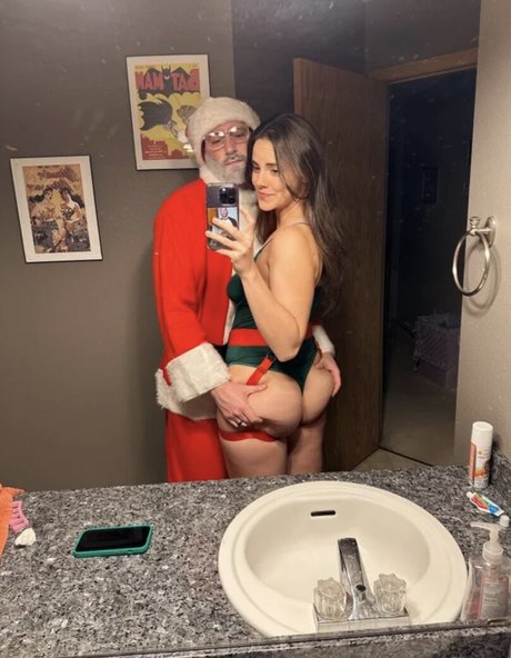 maxcharliexxx star beautiful pictures