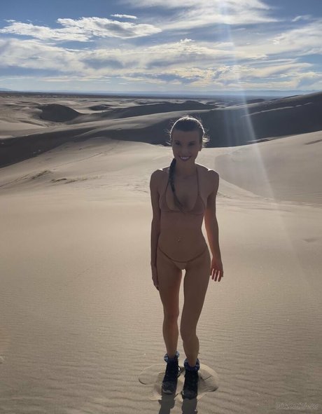 Love Moxxi adult star galleries