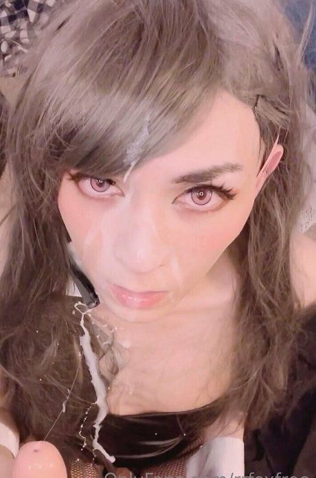 rrfoxfree porn model pics