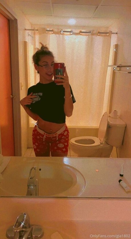 rose1802 xxx actress img