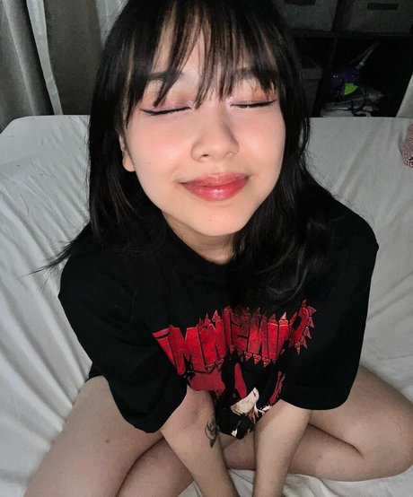 sadparu model erotic img