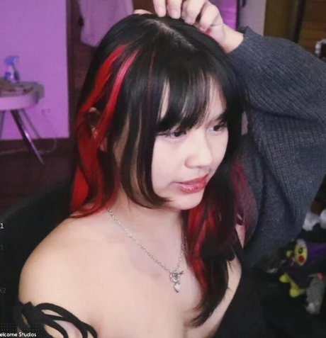 sadparu high quality pornstar image