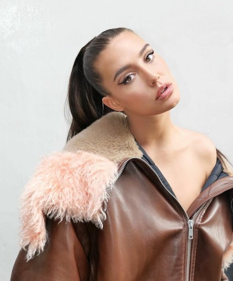 Adele Exarchopoulos exclusive star image