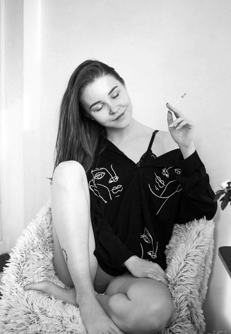 nude girls onlyfans pretty photos