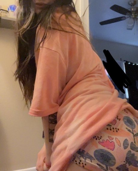 Rhidiion model sexy image