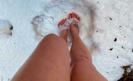 BaileyBrews pornographic model photos