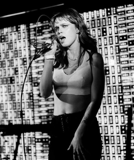 Cera Gibson hot star pics