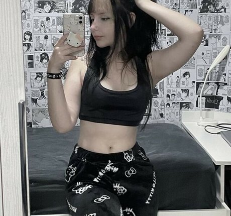 scaringthehoez star nudes pic