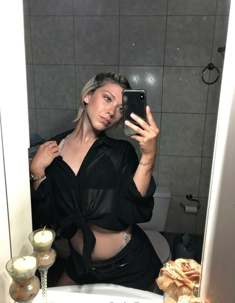 lolaylen pornstar nude picture