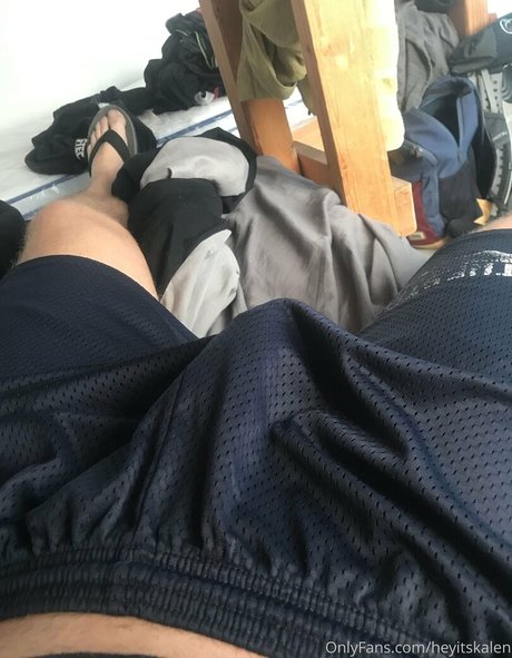 heyitskalen star beautiful image