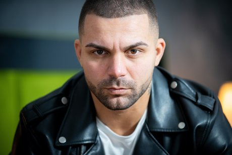 tanned onlyfans sexy image