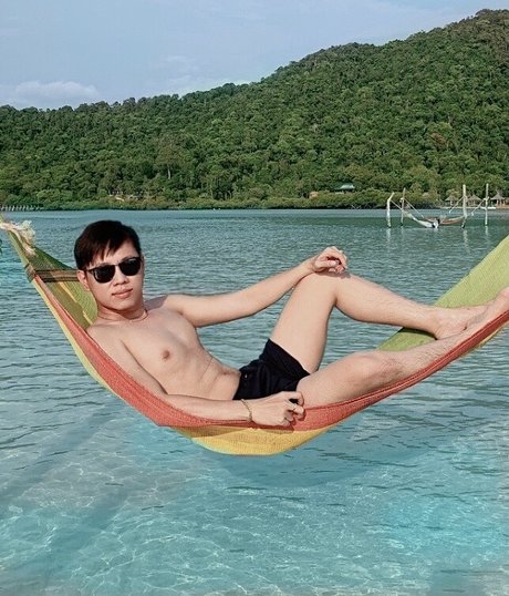 Kyo HuynhLong_ star art photo