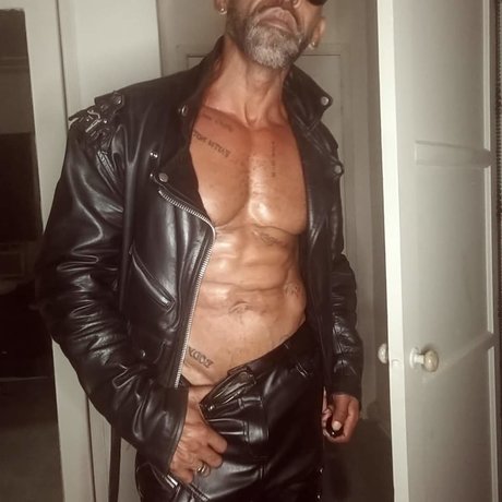 MASTERMO u1434689 xxx pornstar pics