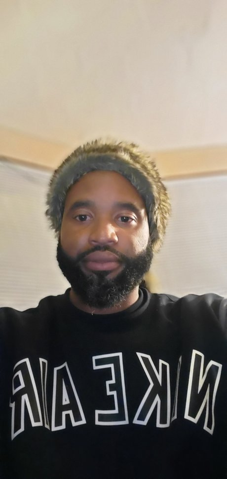 Champmaine pretty actress pic