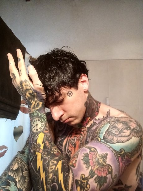 Marshall Perish model adult galleries