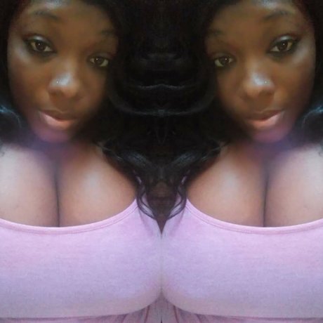 JuicyChocolate82 naked star gallery