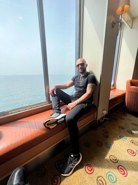 Bradson model pornographic picture