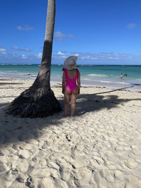 Maira Cortes avila star image