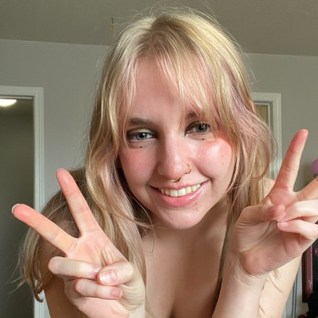 Madelinien pornographic actress pic