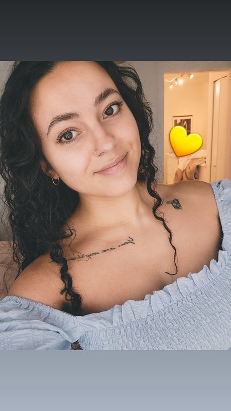 Vanesha Berg sex model img