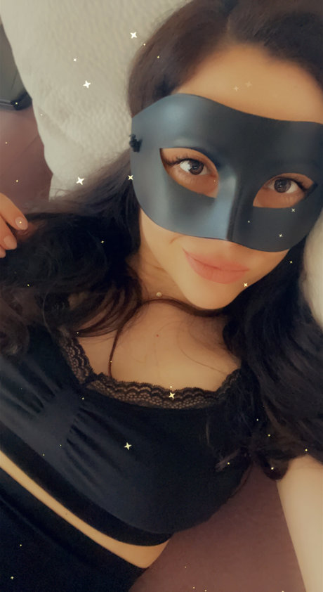 Mistress Anna exclusive model images