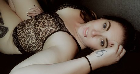 SassySugar pornstar adult pics