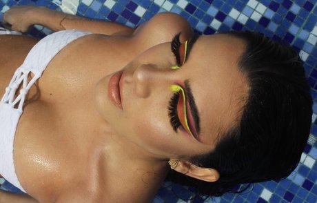 Yorvelita pornstar erotic galleries