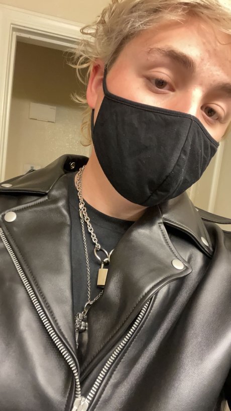 Thembian naked star archive