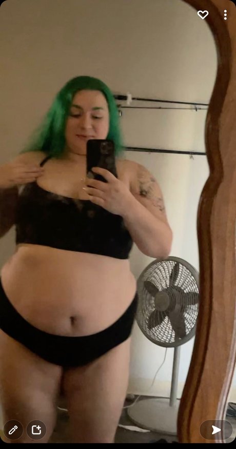 blonde princess onlyfans beautiful pic