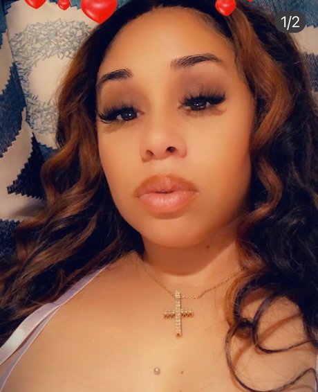 LovelyShannonn model porn photos