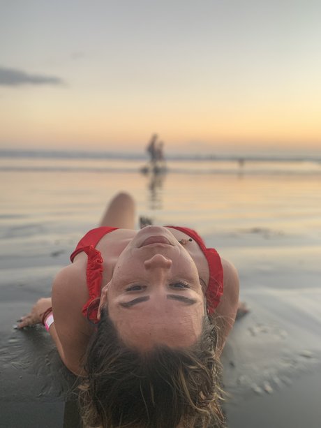 Paris1985 exclusive pornstar photo