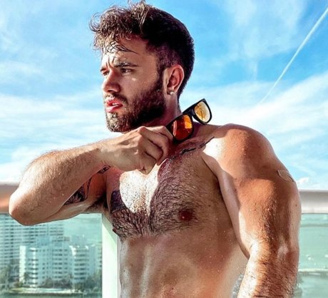 Lowi pornstar hot photo